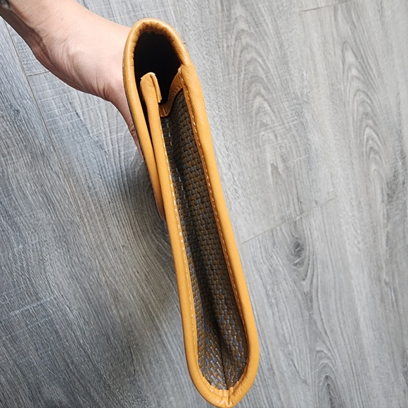 Yves Saint Laurent YSL Vintage Clutch - Picture 10 of 14